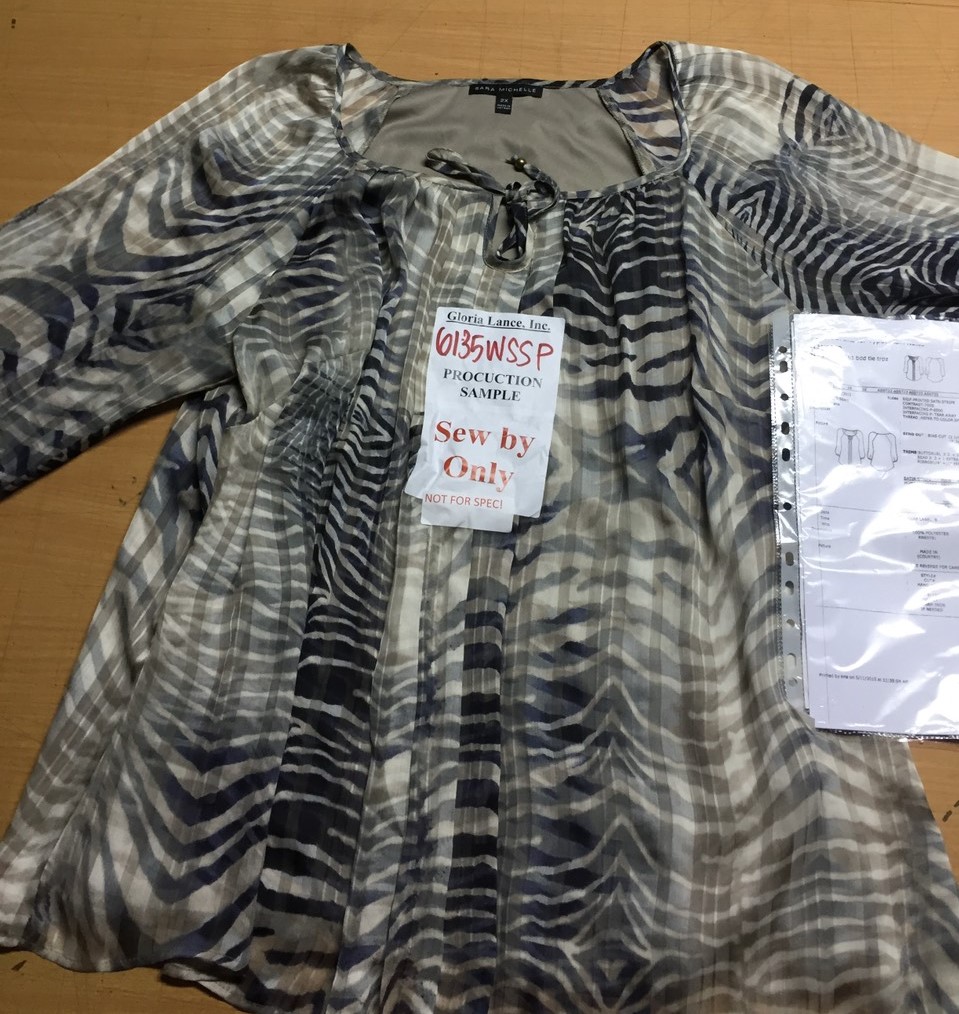 Áo Xếp Ly Nữ A-S00