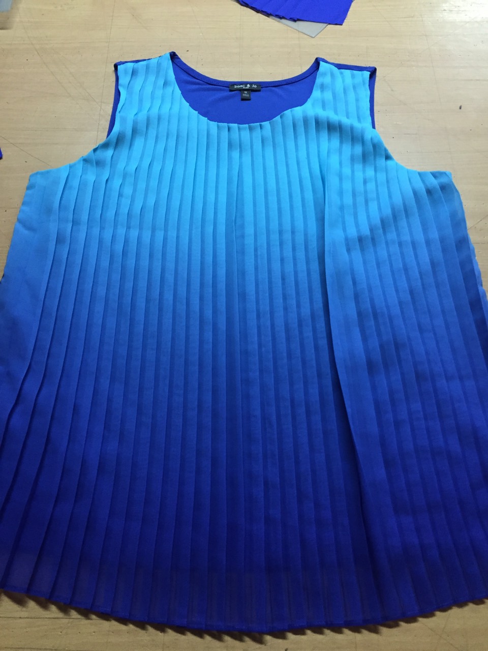 Áo Xếp Ly Nữ A-SS2