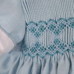 SMOCKING 013