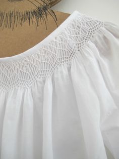 SMOCKING 024