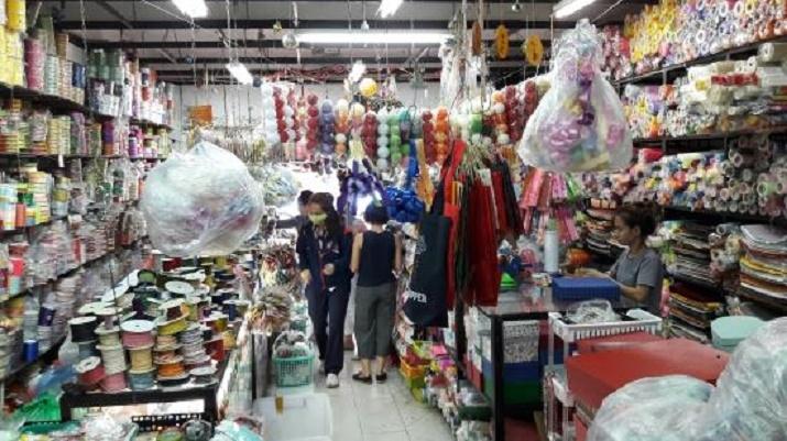 Hướng dẫn chọn mua phụ liệu may mặc giá sỉ